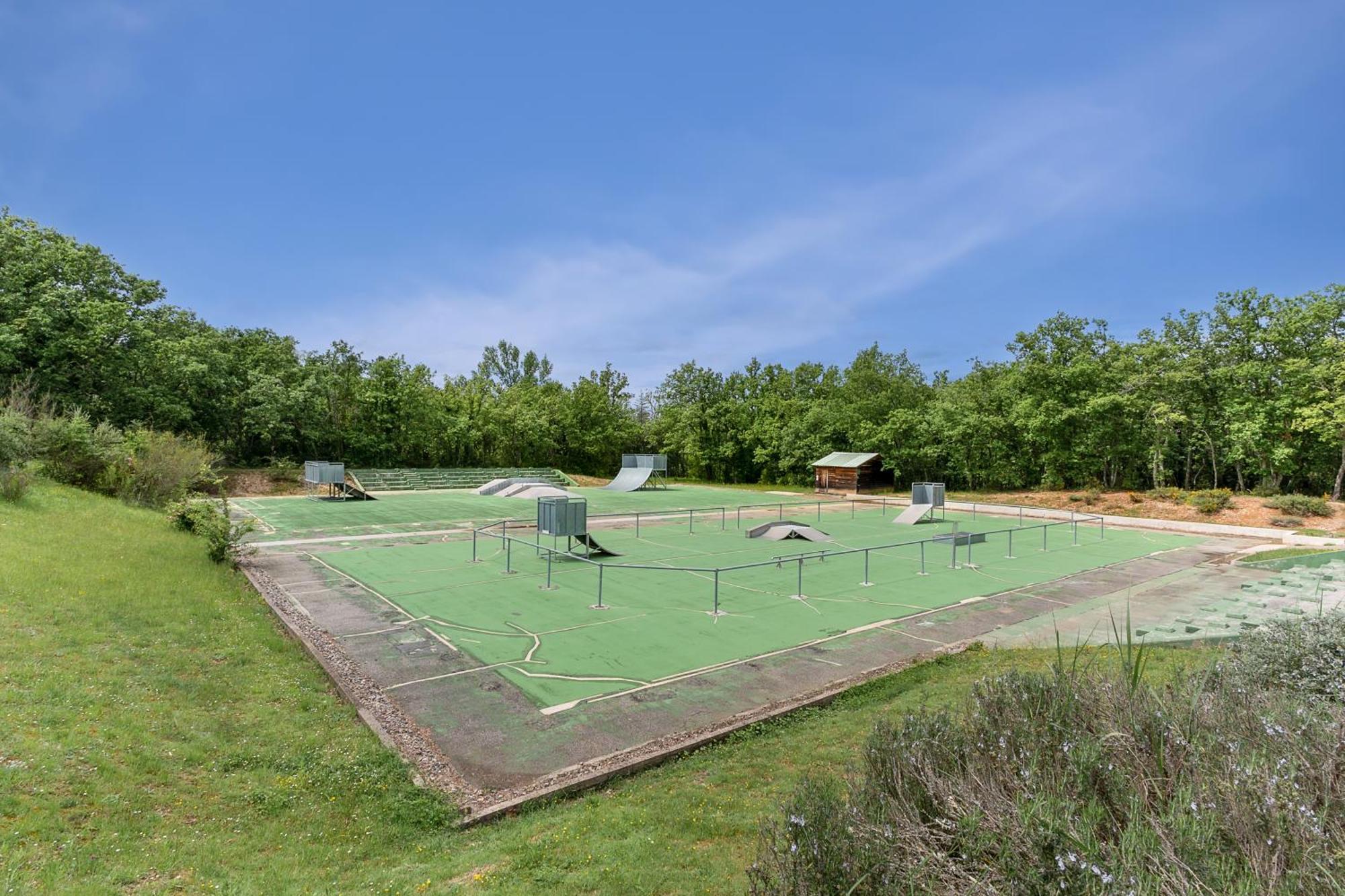 Village Pierre & Le Rouret Ferienpark 3*