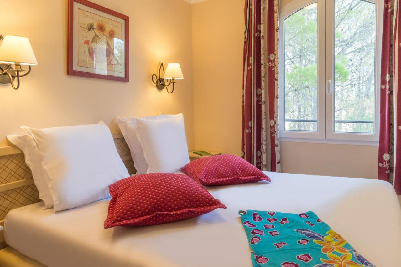 Village Pierre & Le Rouret Parco vacanze 3*
